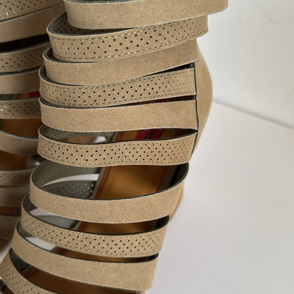 London Rebel Women’s Strappy Tan Heels - Picture 15 of 17